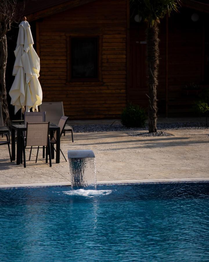 Sunny Garden Hotel Ulcinj Exterior photo